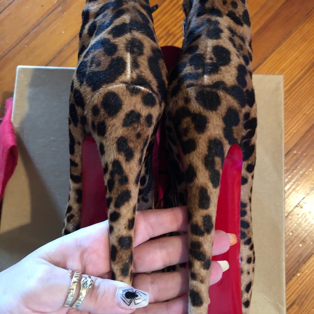 Christian Louboutin Daf Leopard boot calf hair - Picture 2 of 8